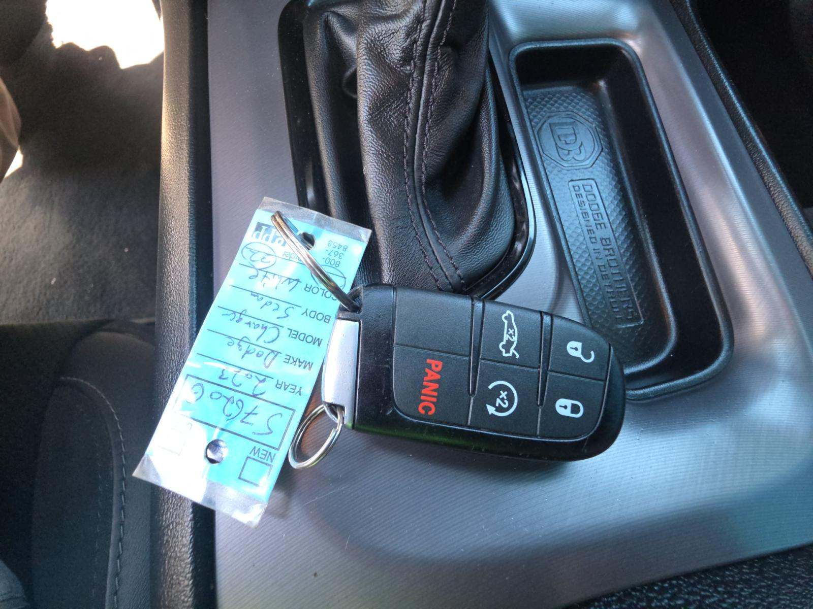 DODGE CHALLENGER - 8