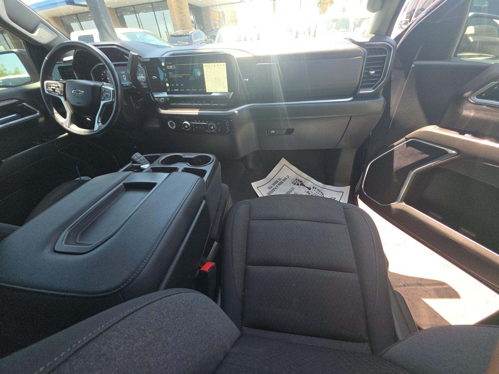 2022 Chevrolet Silverado 1500 RST AWD