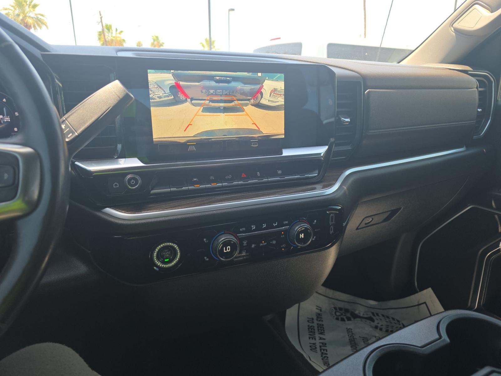 2022 Chevrolet Silverado 1500 RST AWD
