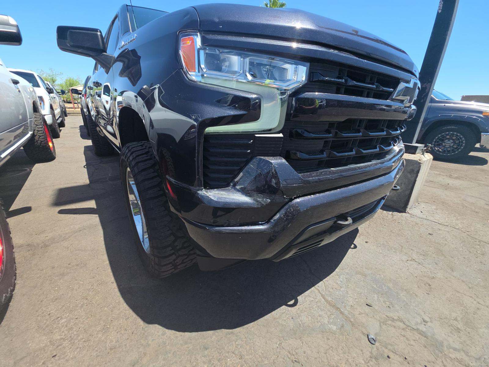 2022 Chevrolet Silverado 1500 RST AWD