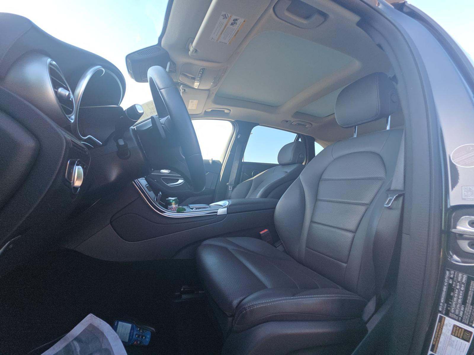 2022 Mercedes-Benz GLC GLC 300 RWD