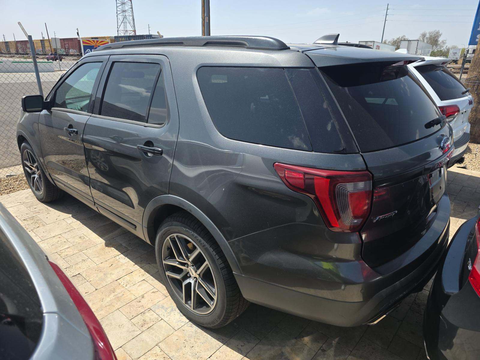 FORD EXPLORER - 2