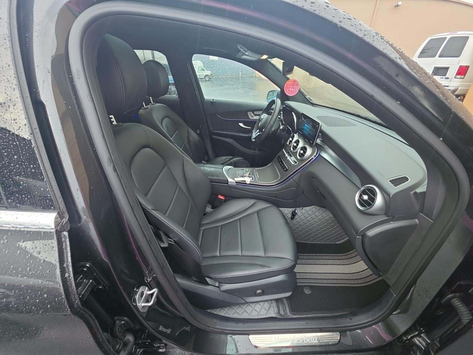 2022 Mercedes-Benz GLC GLC 300 AWD