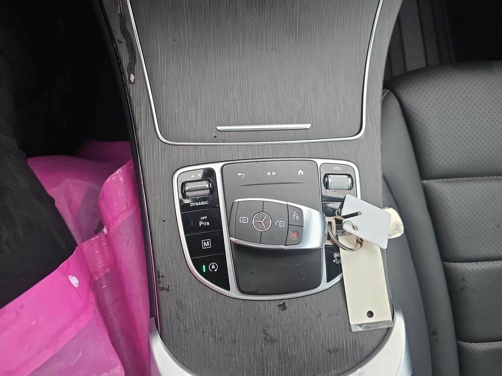 2022 Mercedes-Benz GLC GLC 300 AWD