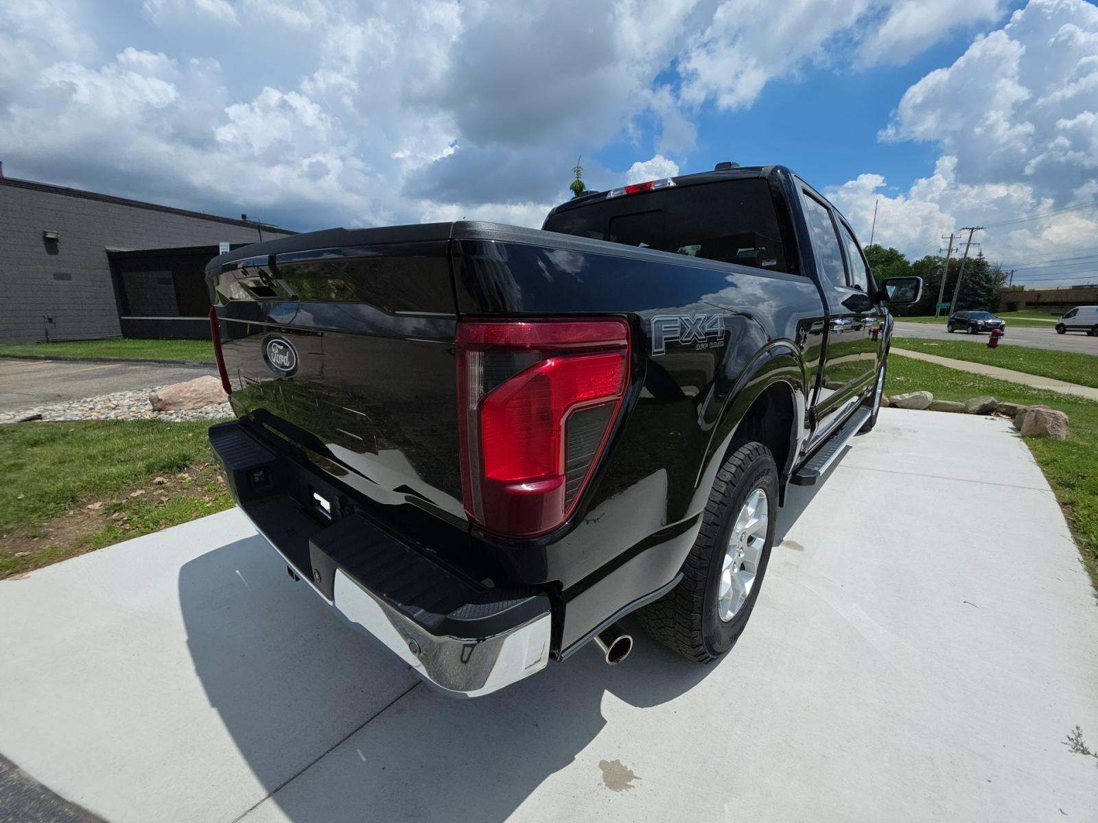 2025 Ford F-150 XLT AWD