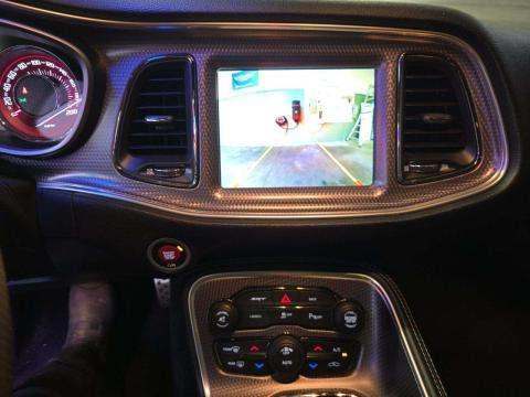 DODGE SRT HELLCAT - 10