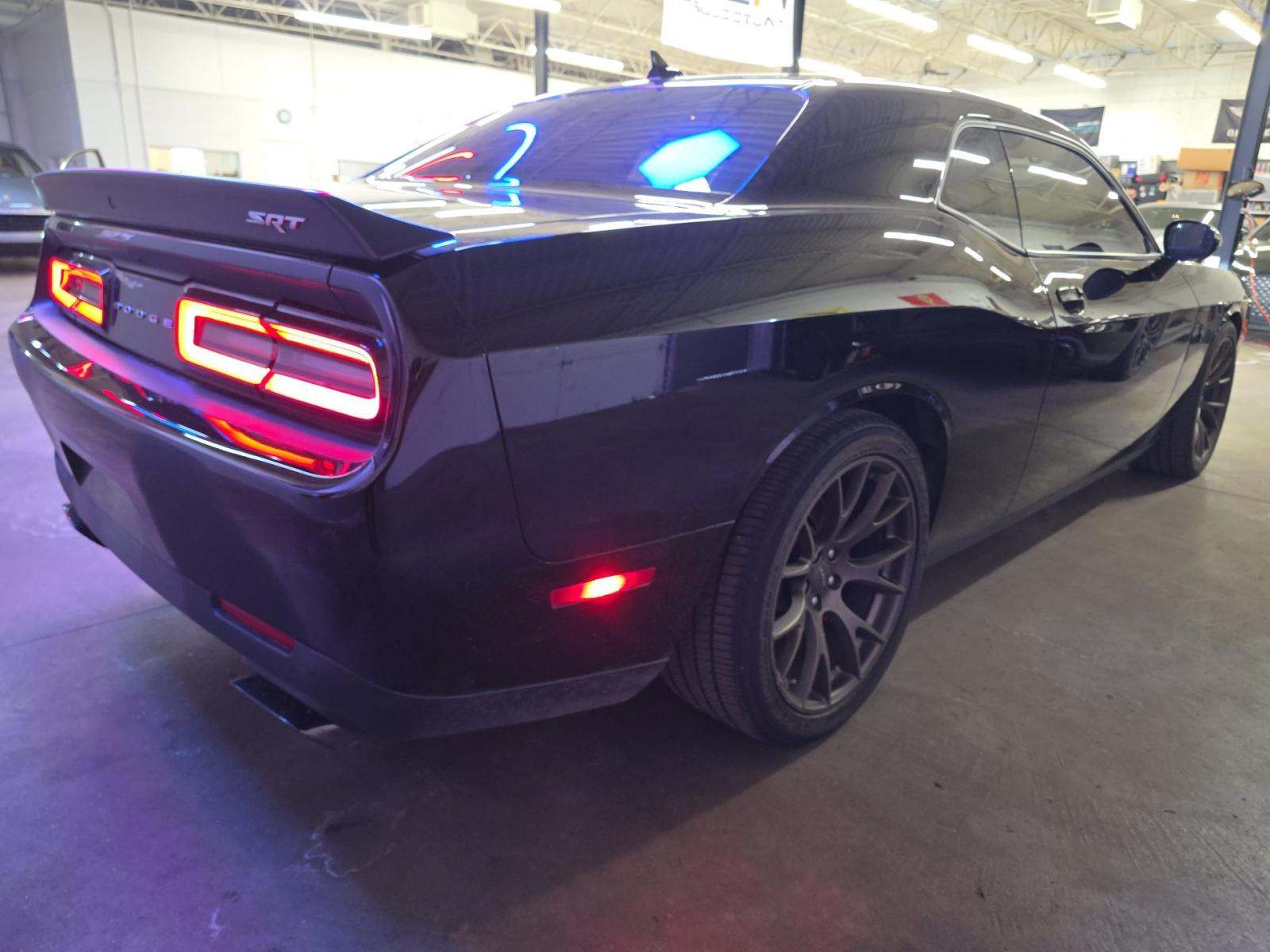 DODGE CHALLENGER - 3