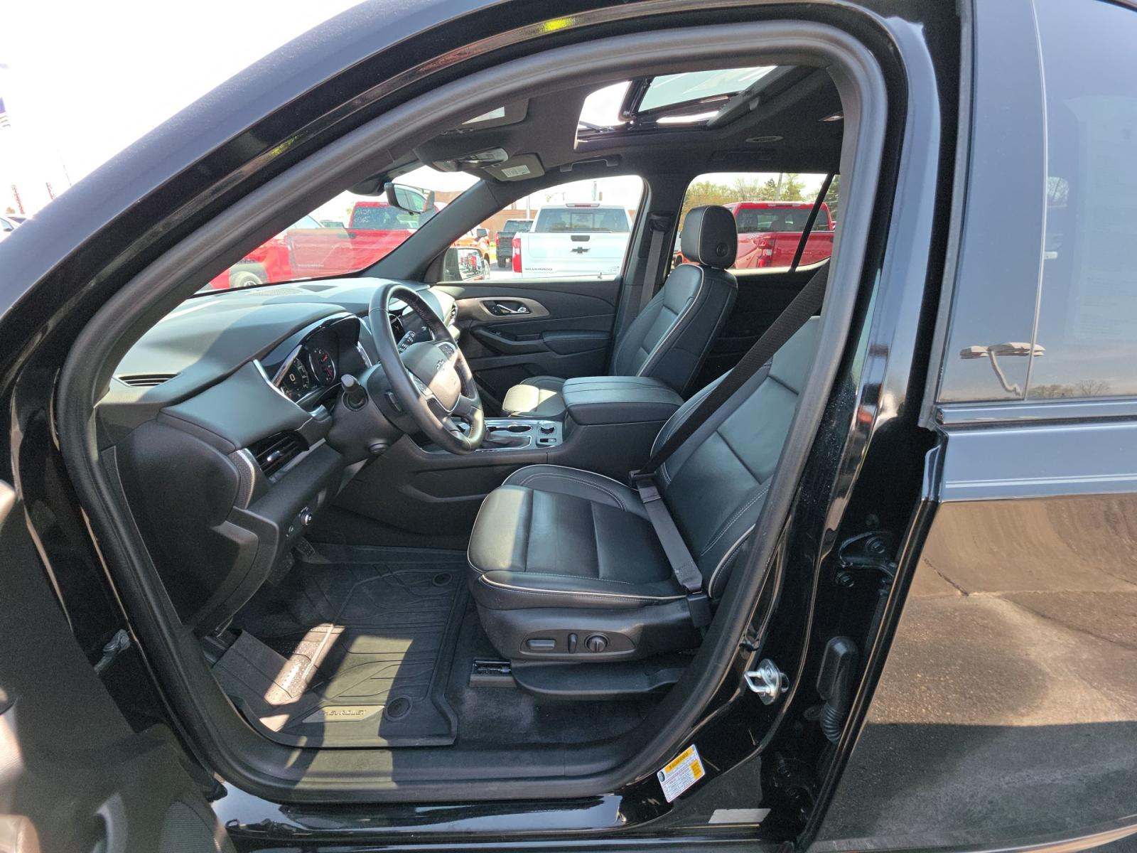 CHEVROLET PREMIER - 2