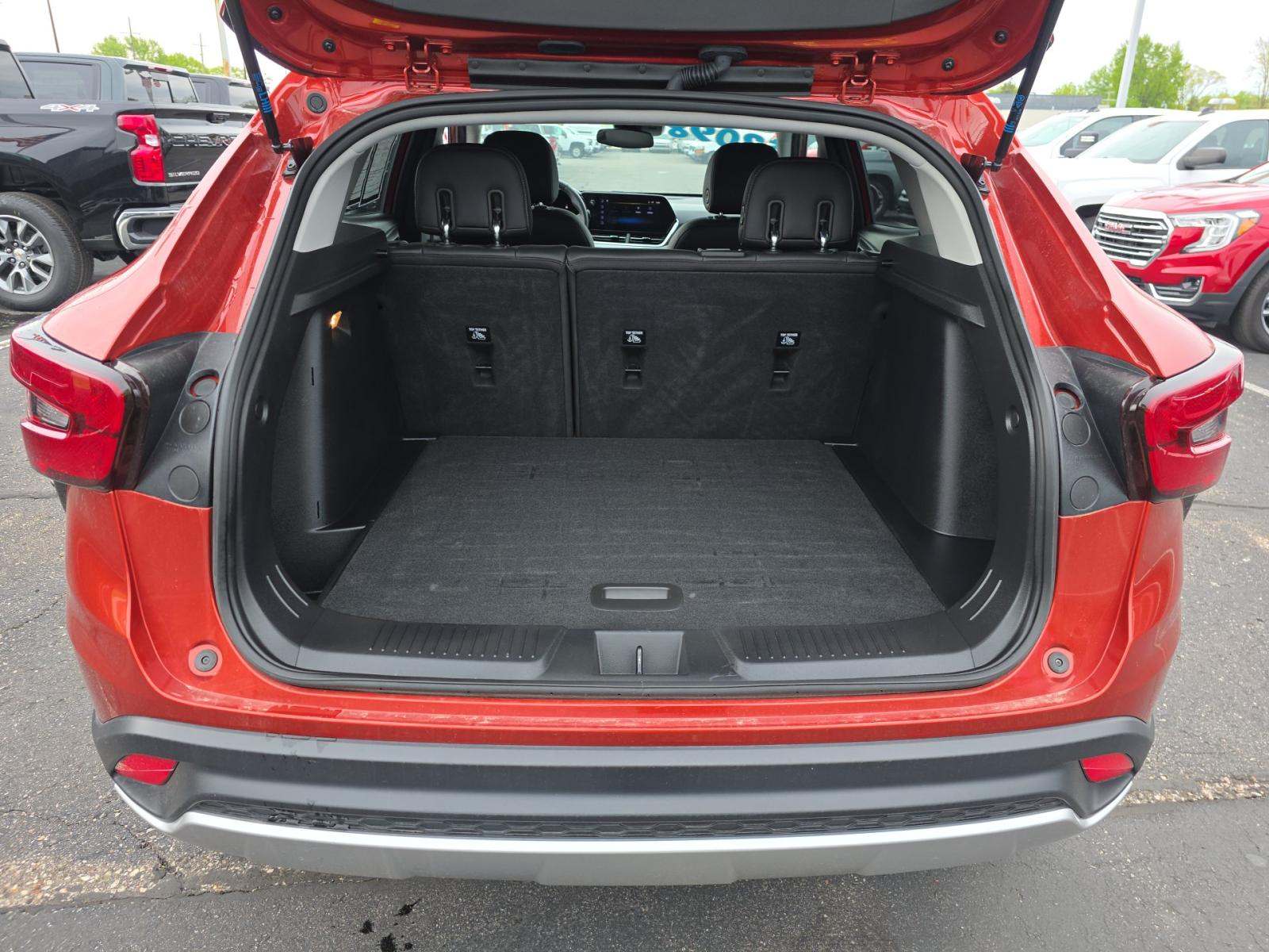 CHEVROLET TRAX - 10