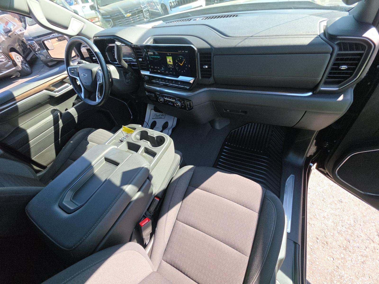 2023 Chevrolet Silverado 1500 RST AWD