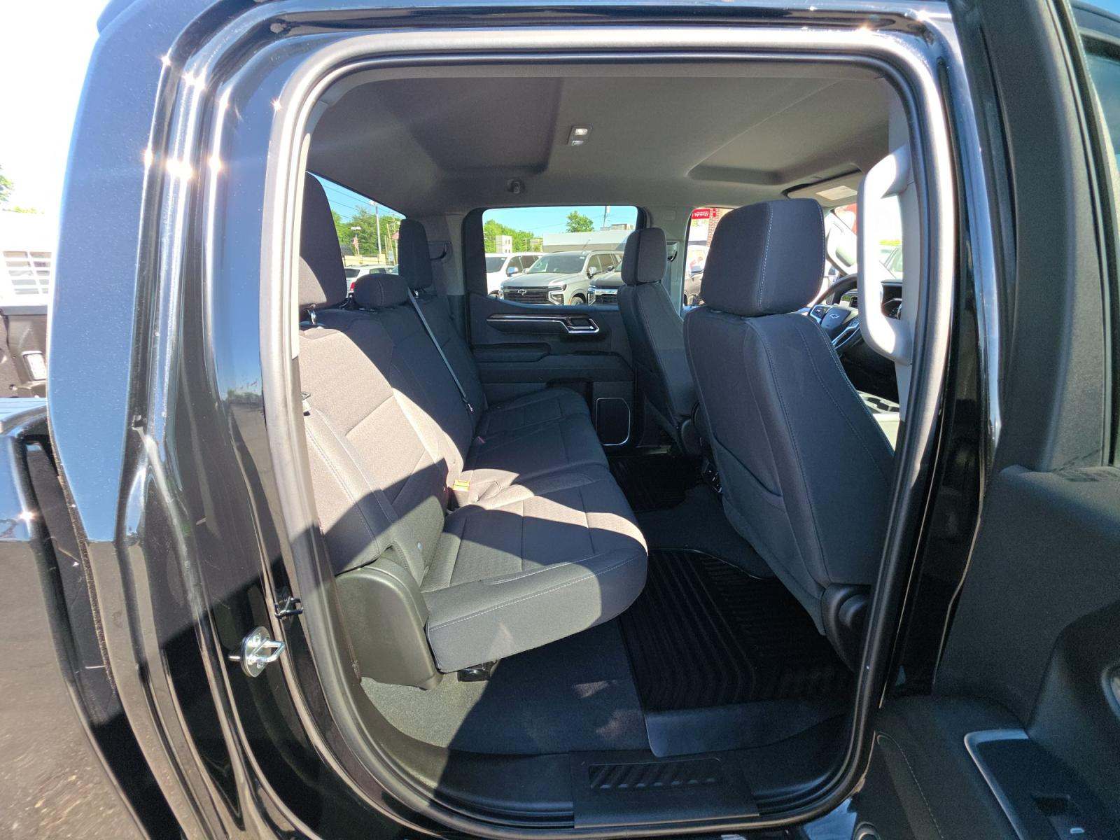2023 Chevrolet Silverado 1500 RST AWD