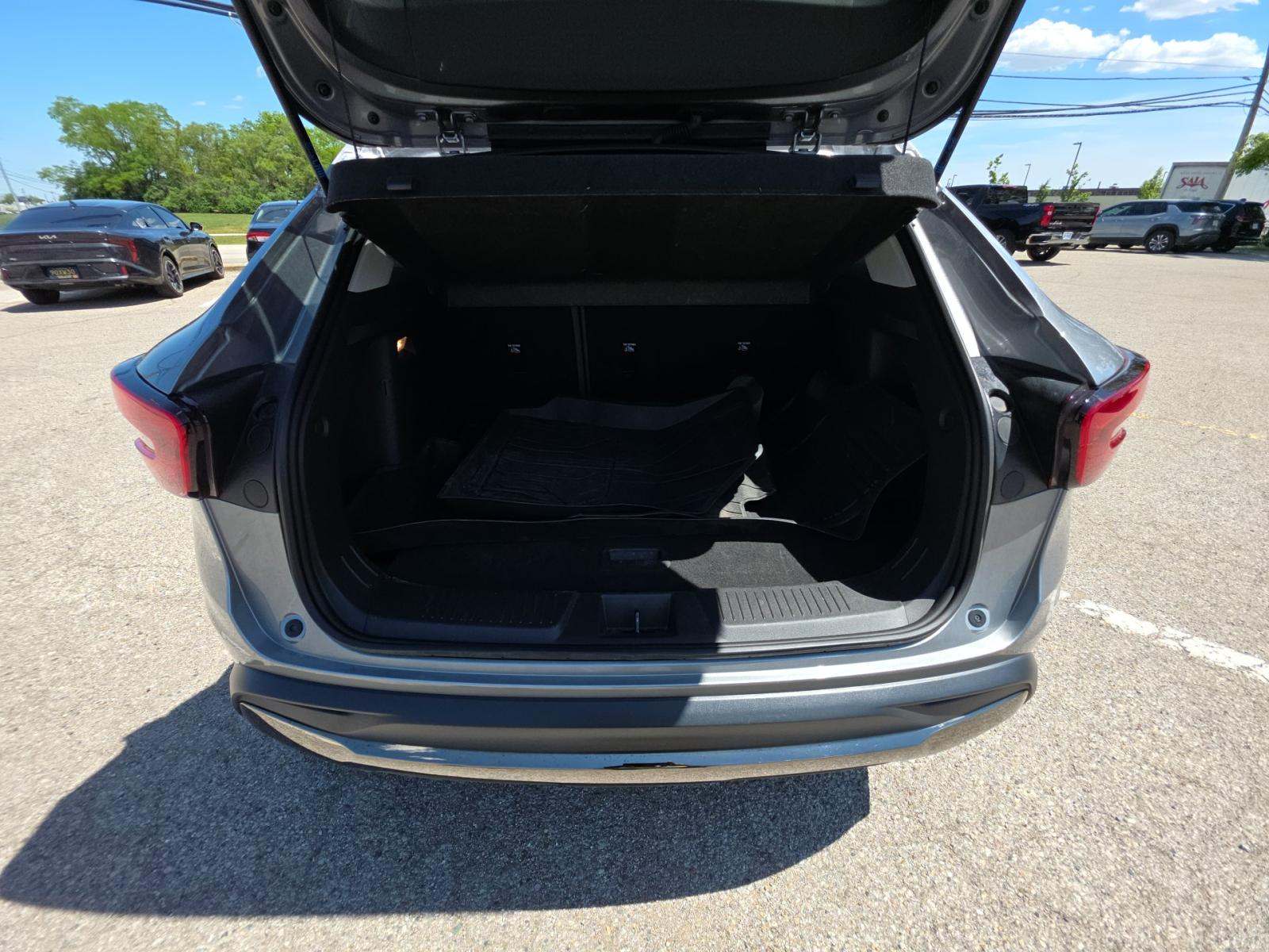 CHEVROLET TRAX - 10