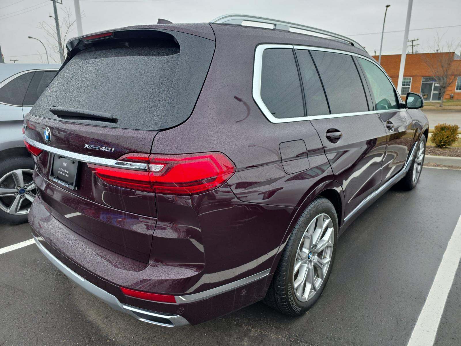 2022 BMW X7 xDrive40i AWD