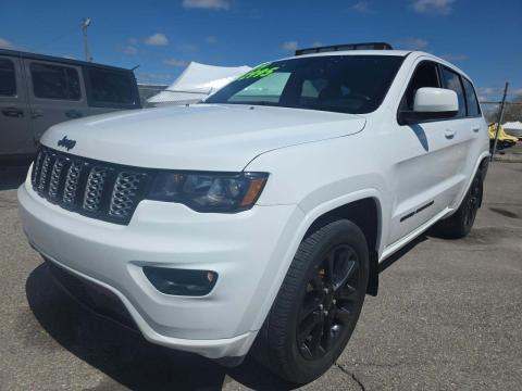 JEEP LAREDO ALTITUDE EDITION - 1