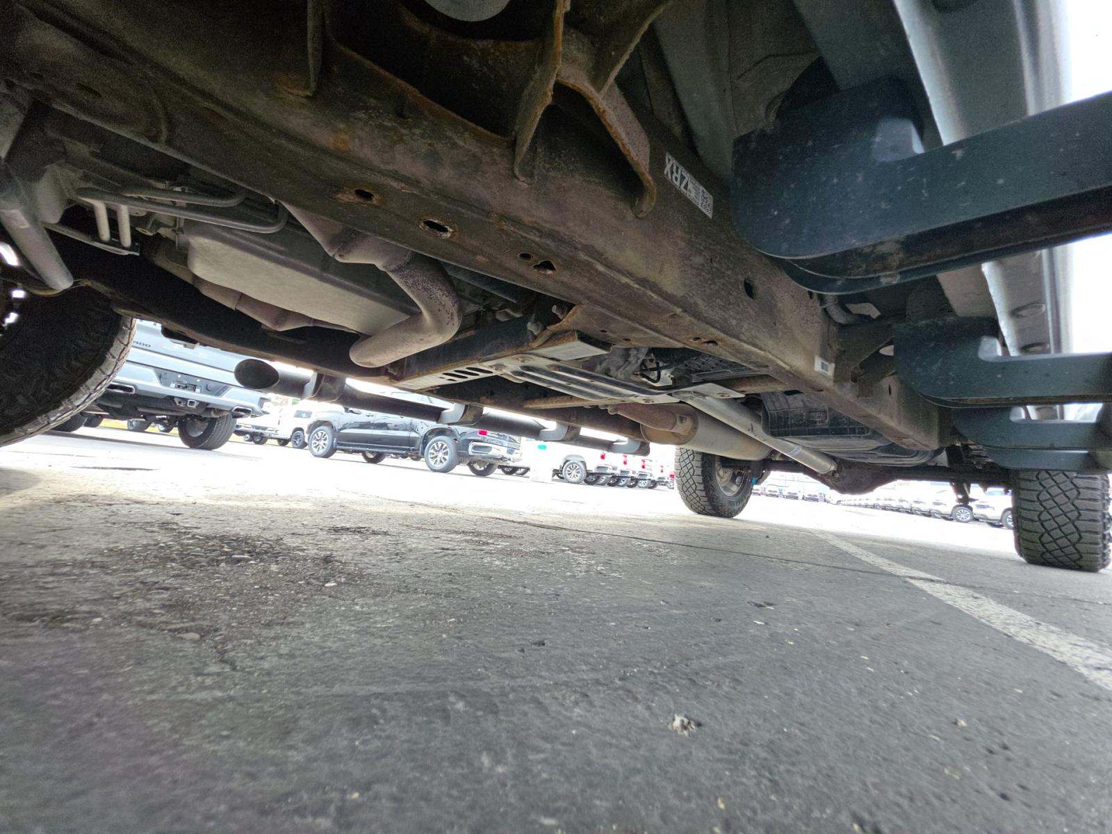 CHEVROLET SILVERADO - 3