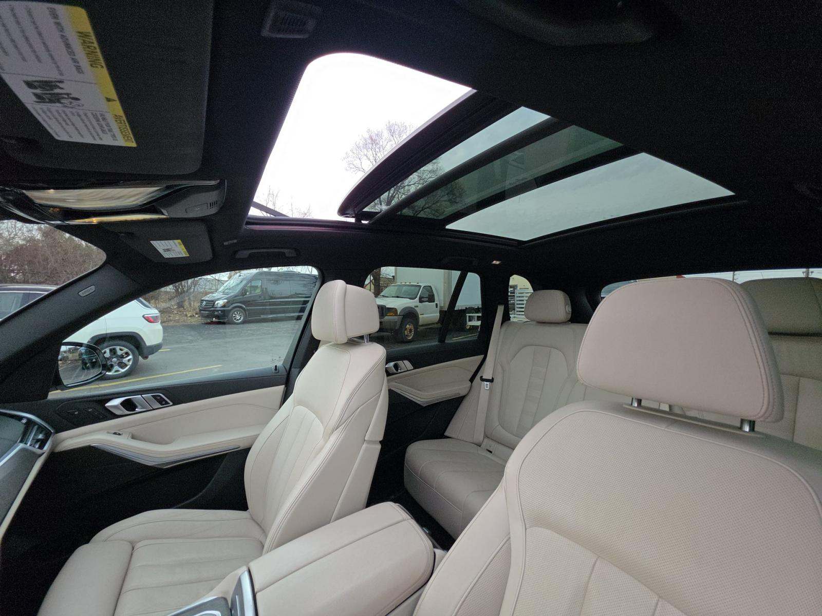 2022 BMW X5 xDrive40i AWD