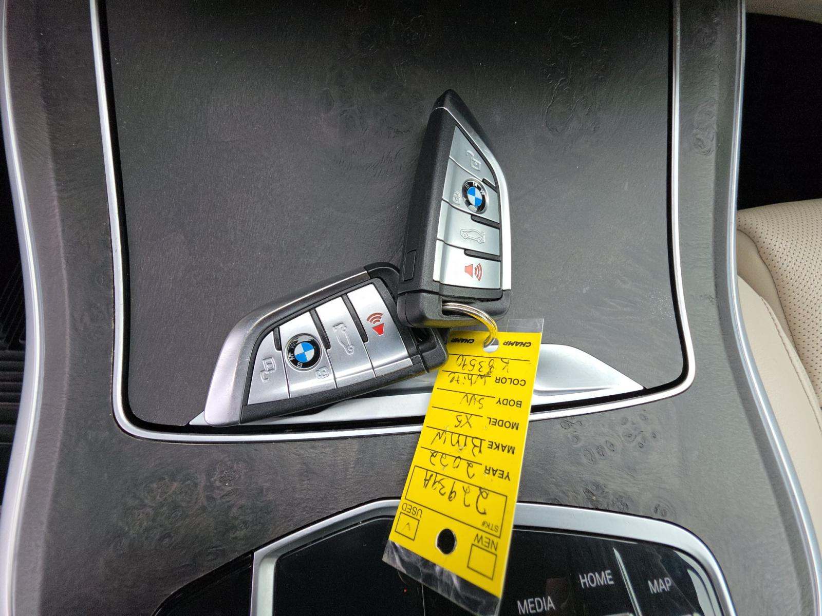 2022 BMW X5 xDrive40i AWD