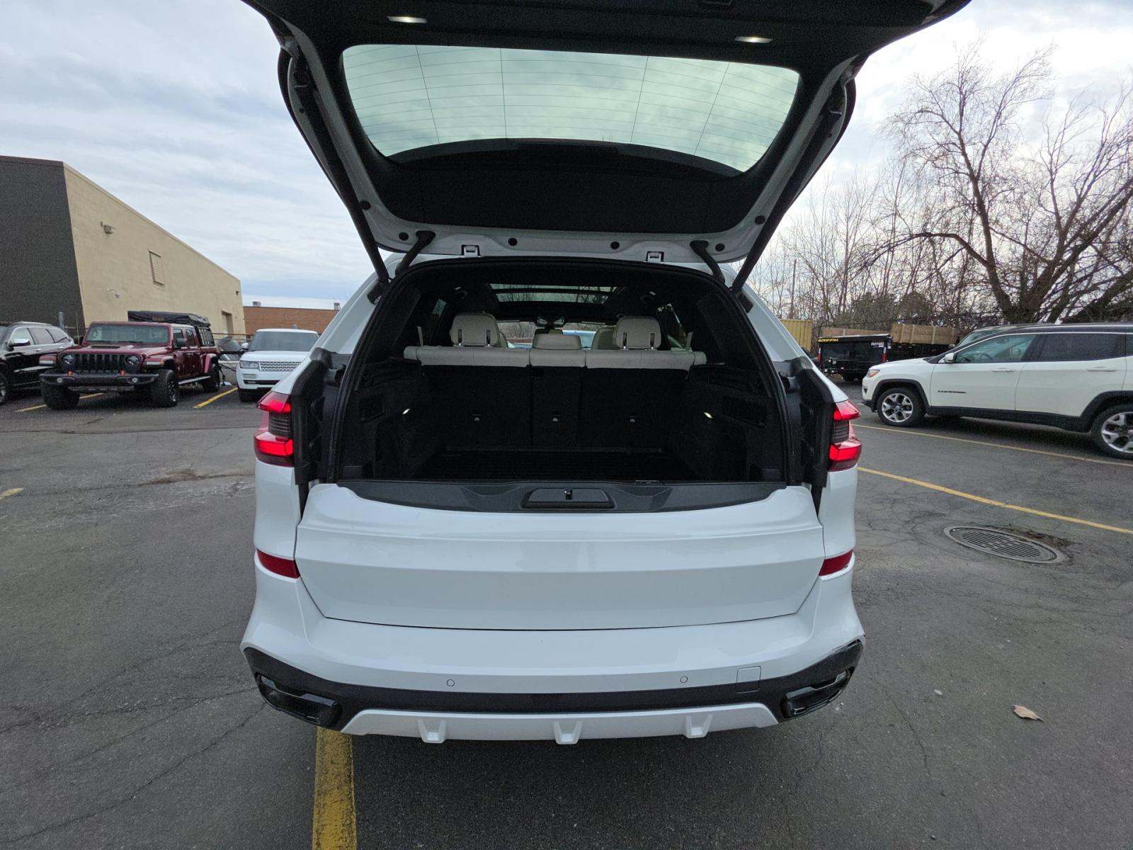 2022 BMW X5 xDrive40i AWD