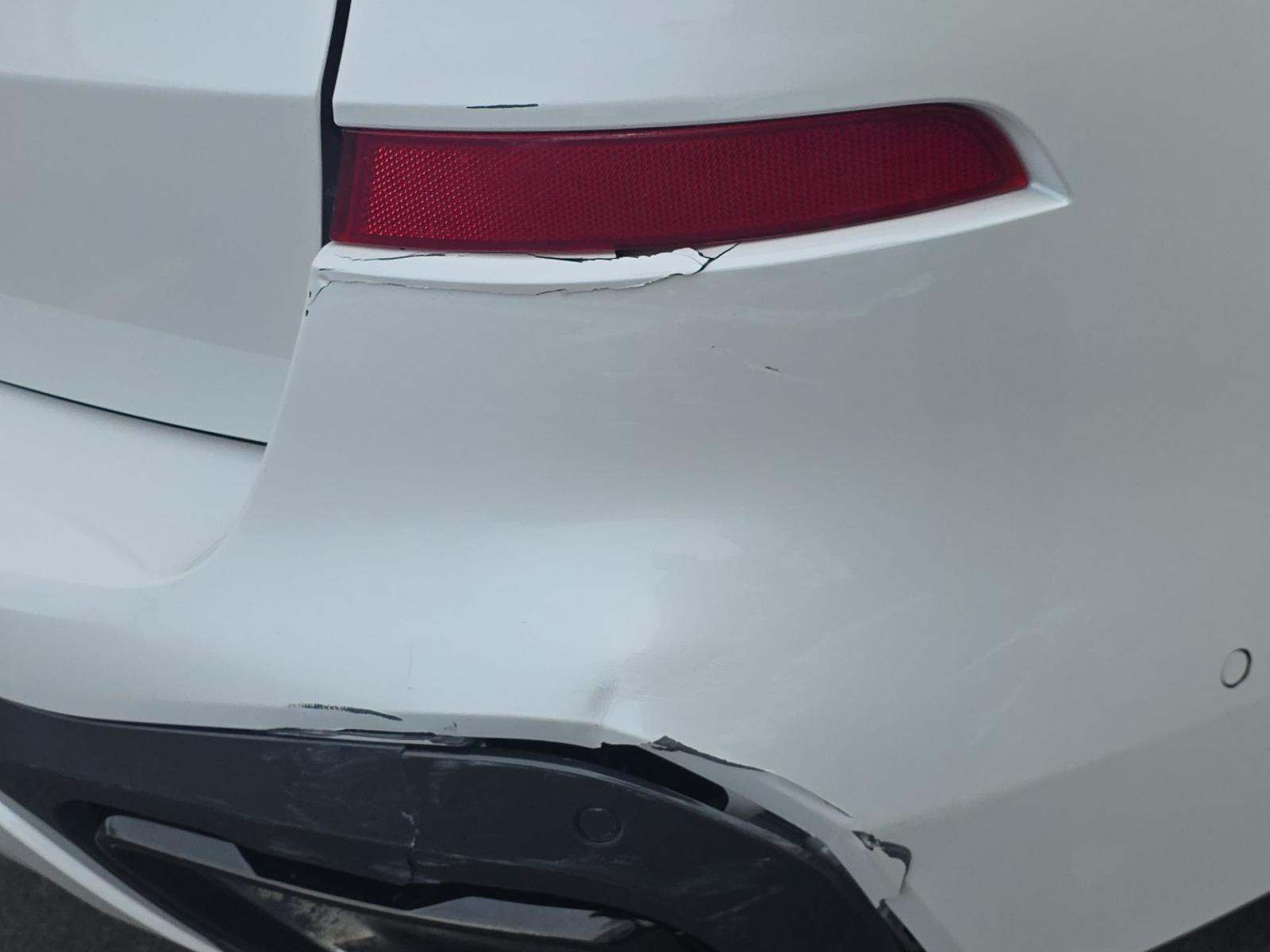 2022 BMW X5 xDrive40i AWD