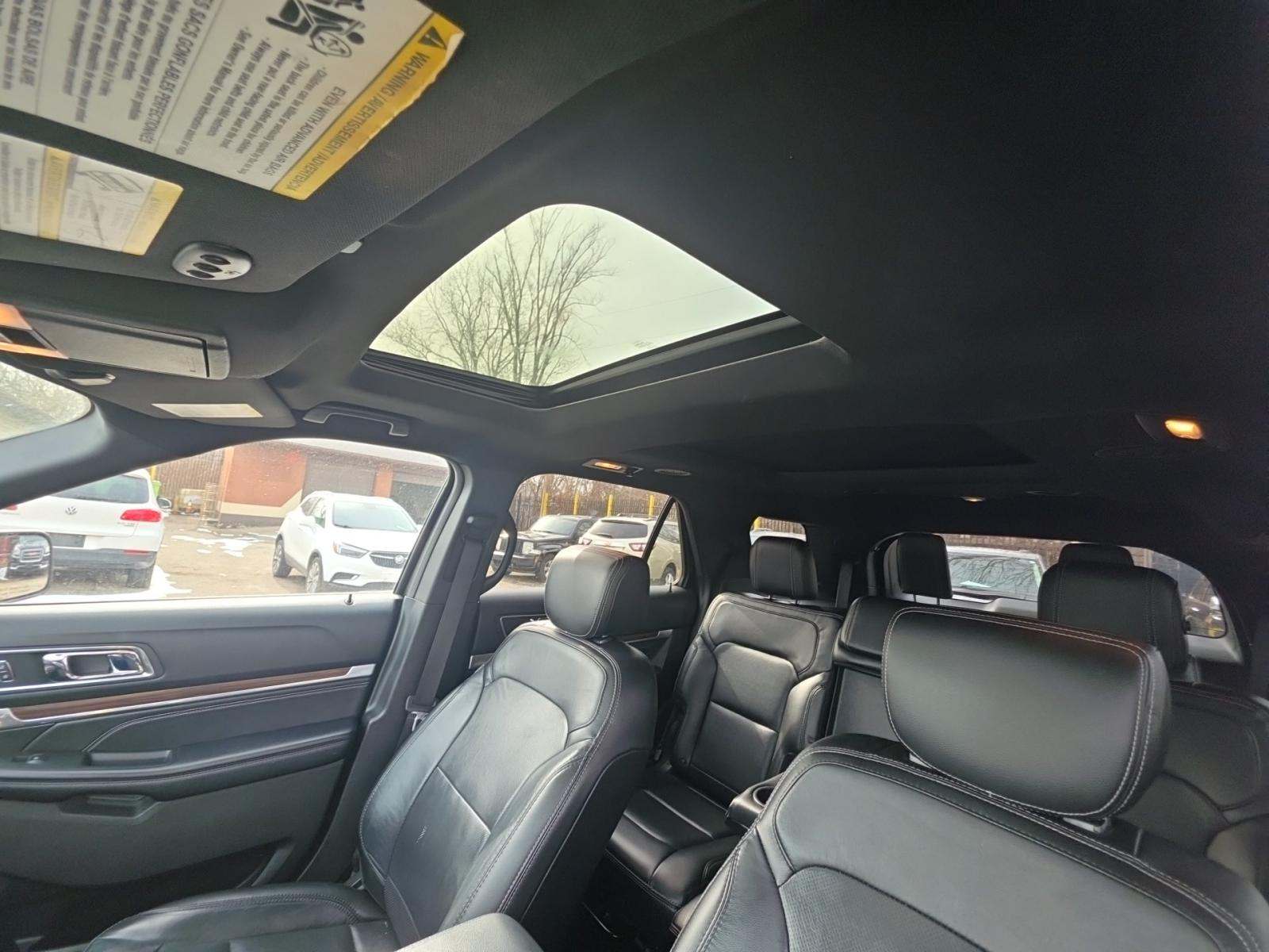 FORD EXPLORER - 7