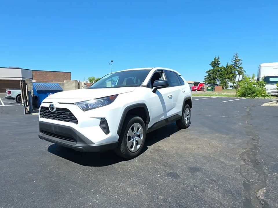 2022 Toyota RAV4 LE AWD