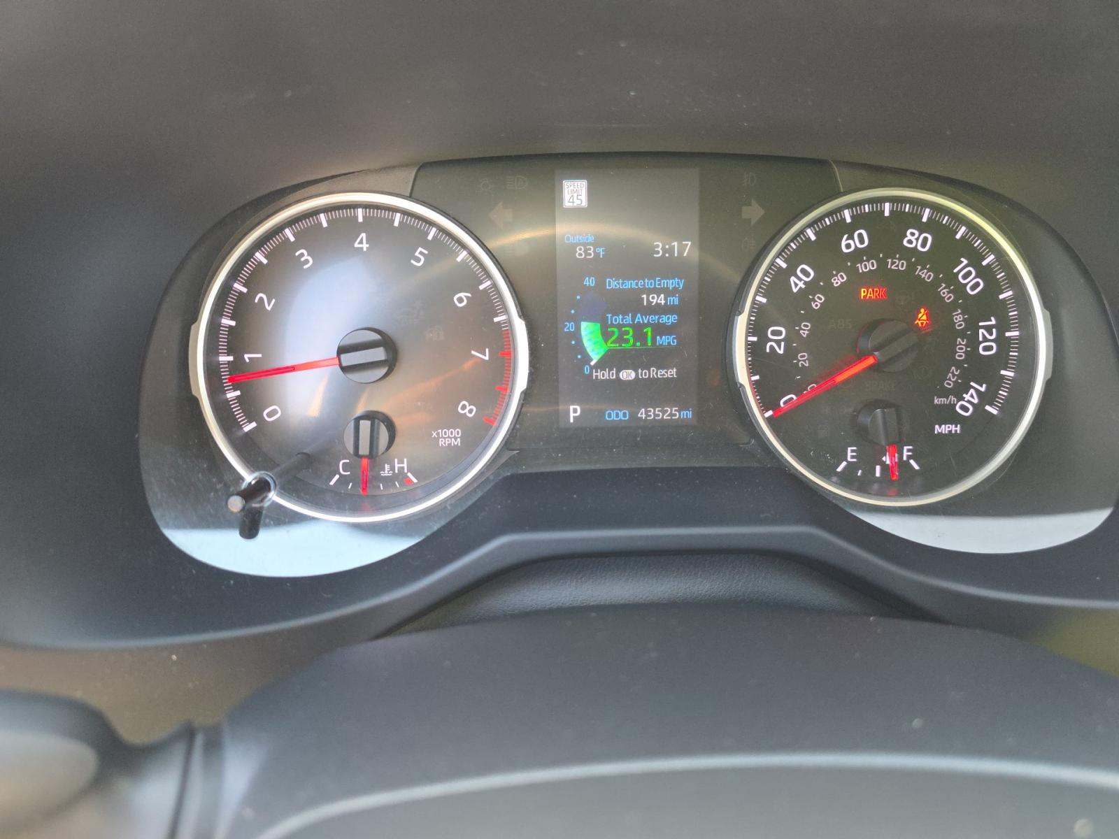 2022 Toyota RAV4 LE AWD