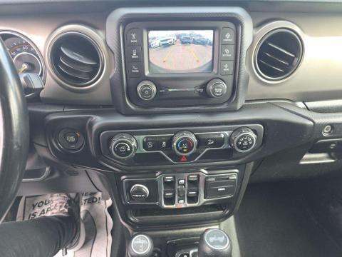 JEEP UNLIMITED SPORT S - 10