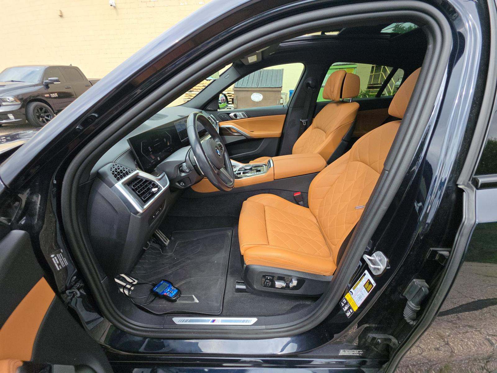 2024 BMW X6 xDrive40i AWD