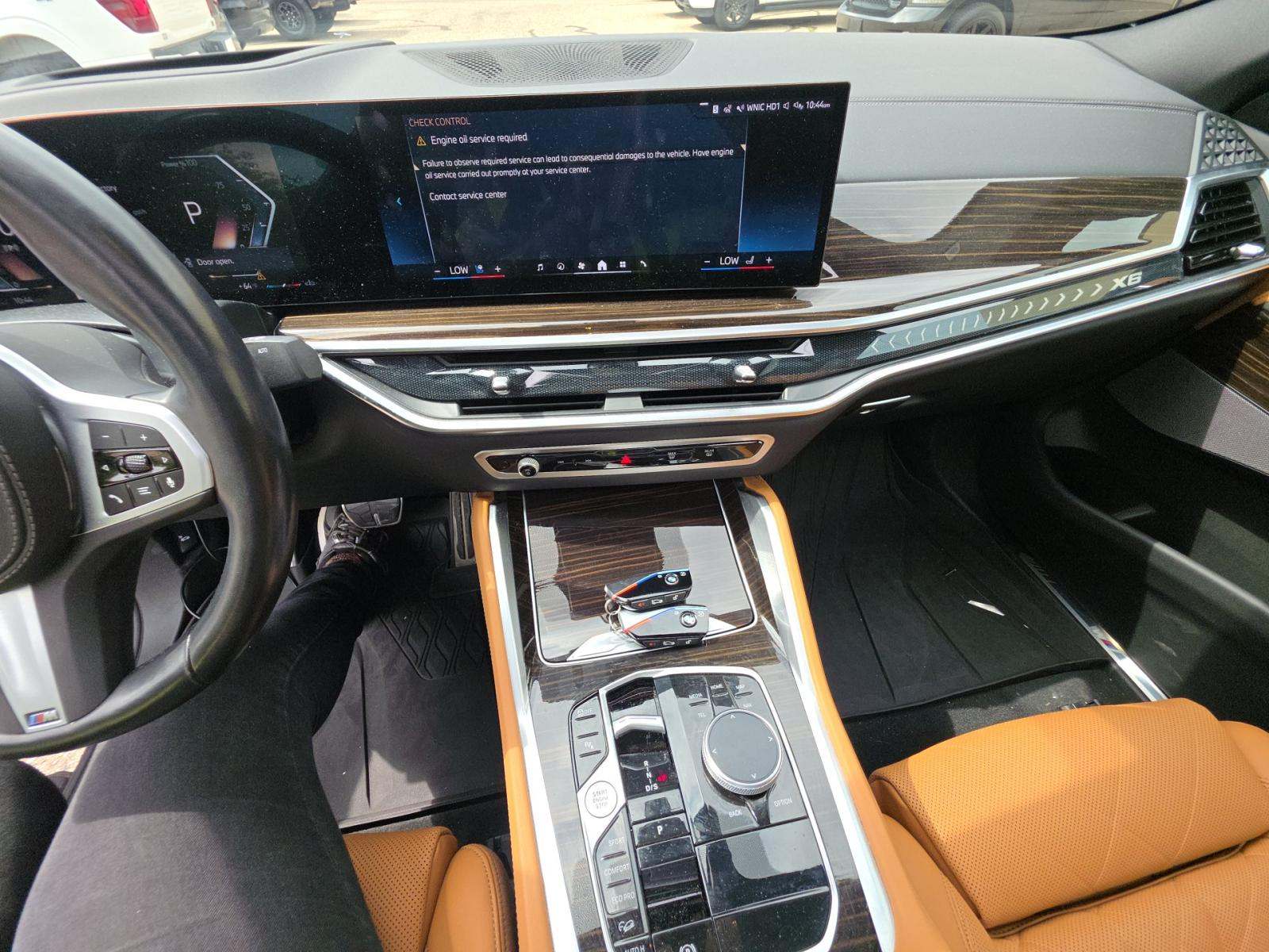 2024 BMW X6 xDrive40i AWD