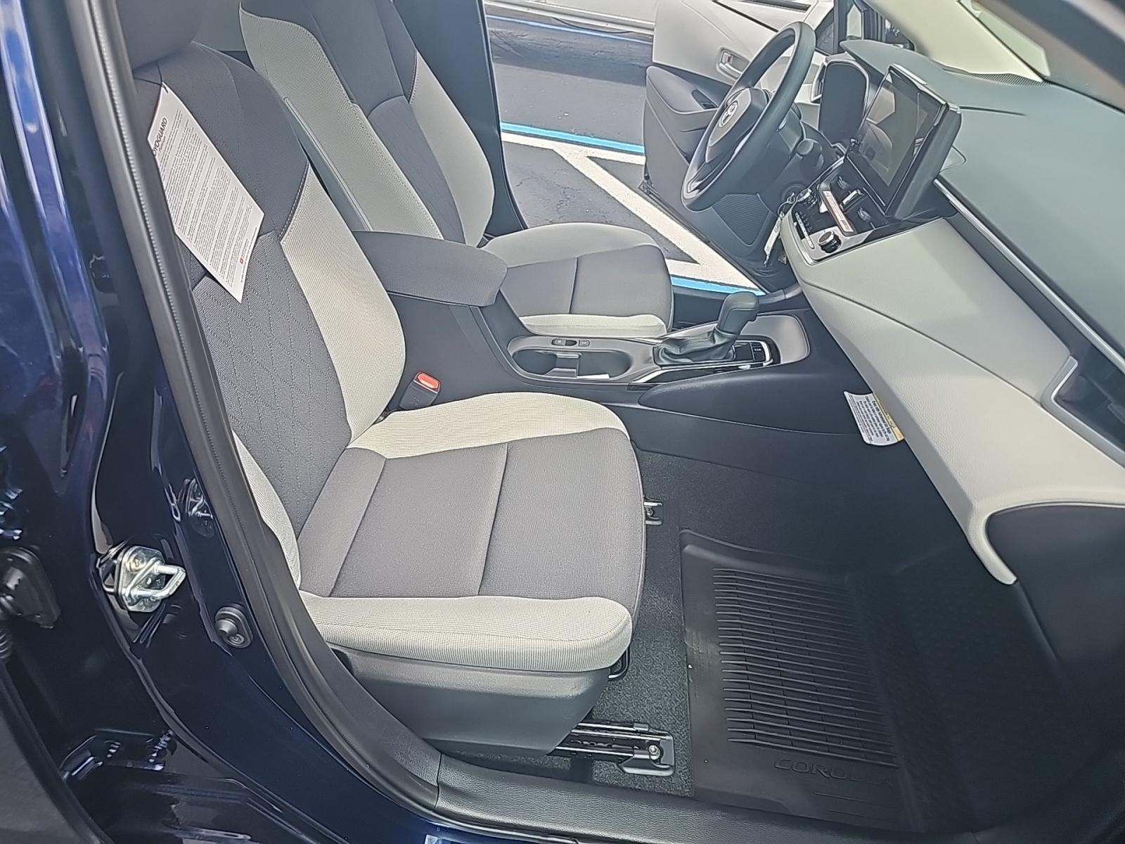 2025 Toyota Corolla LE FWD