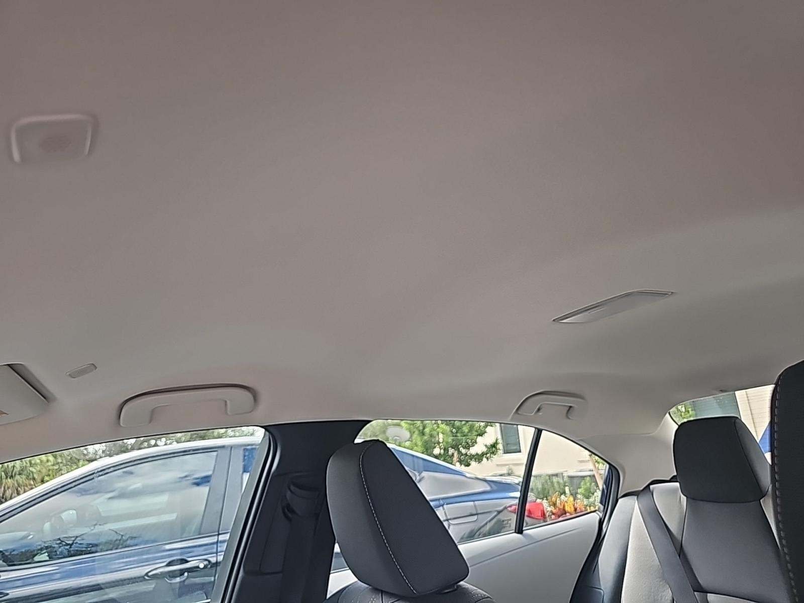 2025 Toyota Corolla LE FWD