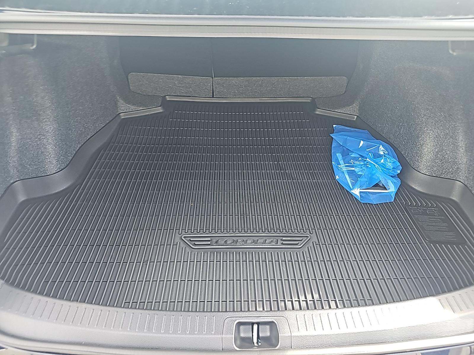 2025 Toyota Corolla LE FWD