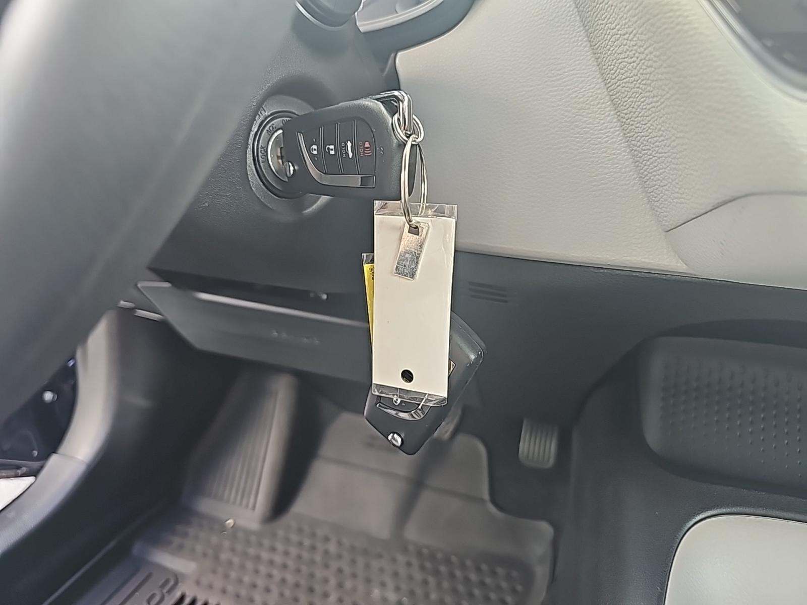 2025 Toyota Corolla LE FWD