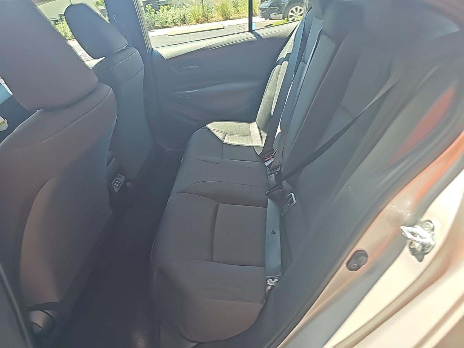 2025 Toyota Corolla LE FWD