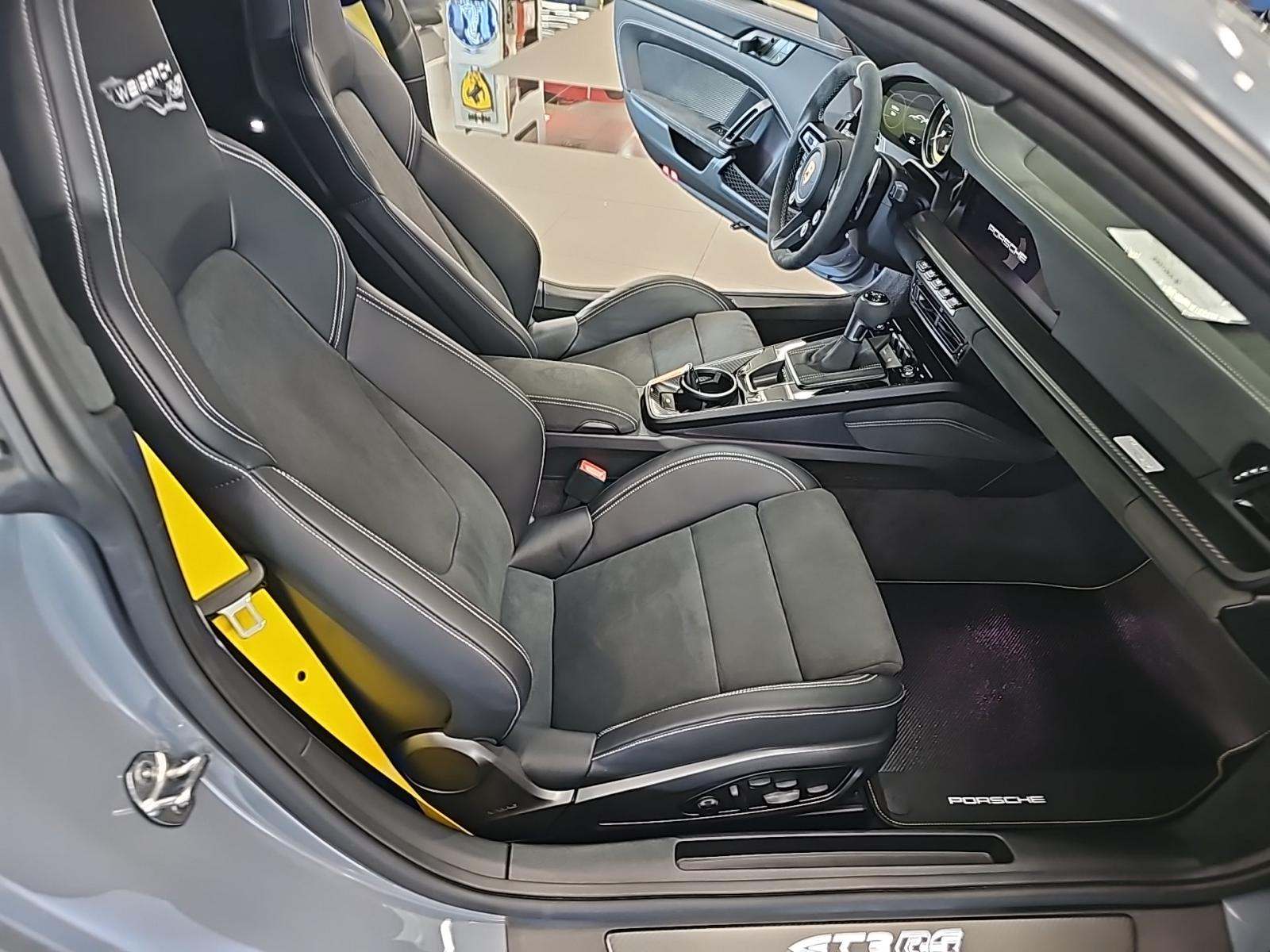 2024 Porsche 911 GT3 RS RWD