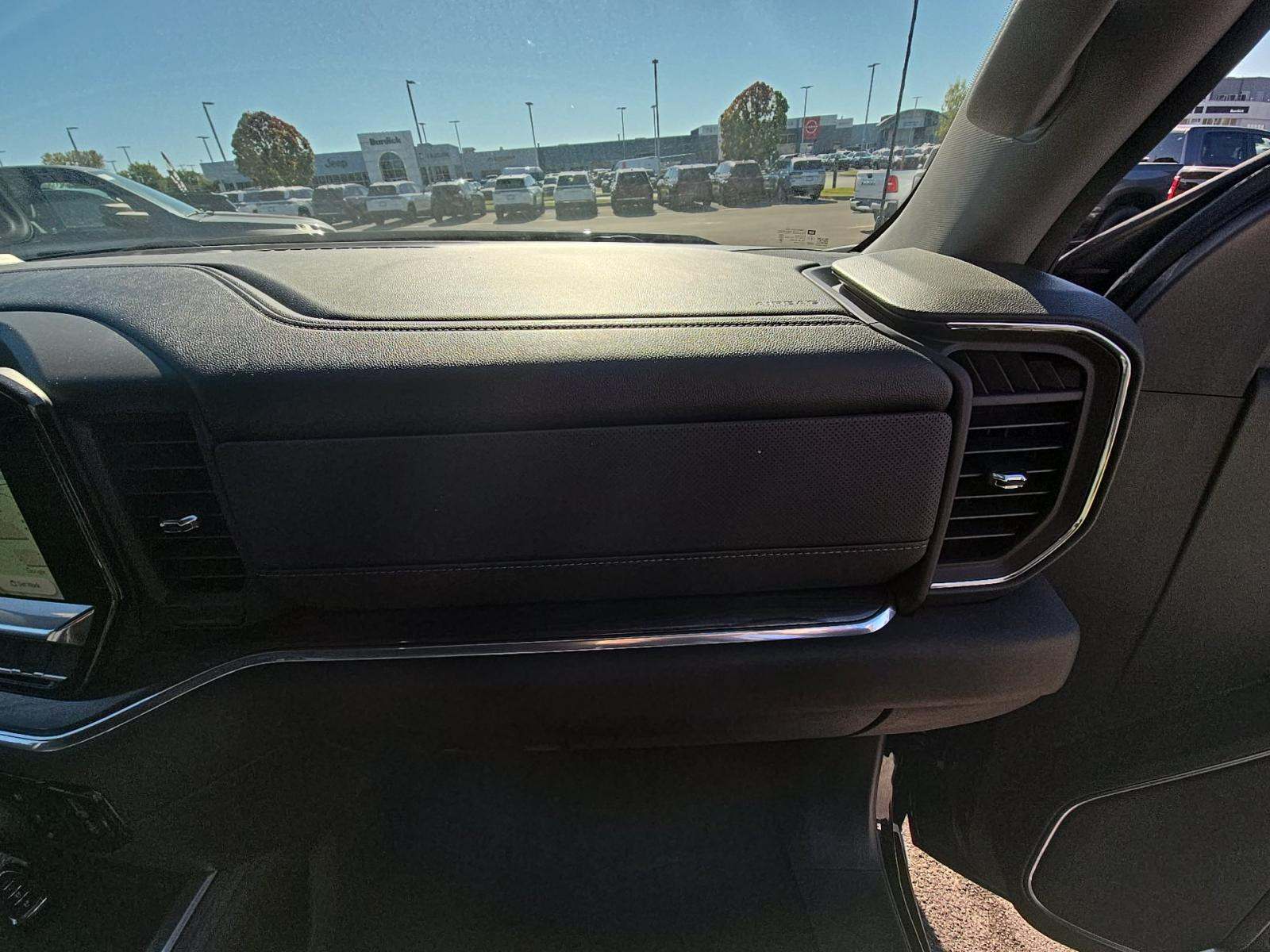 2025 Chevrolet Silverado 1500 LTZ AWD