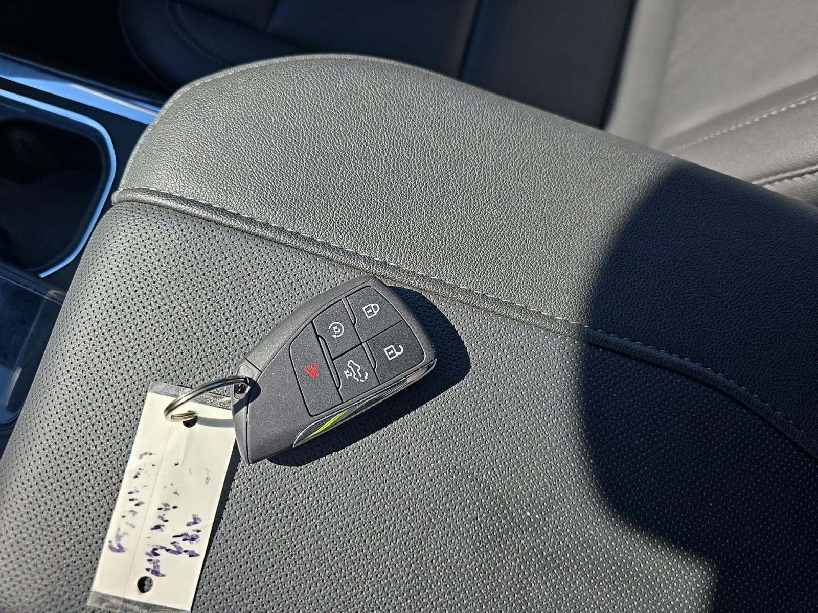 2025 Chevrolet Silverado 1500 LTZ AWD