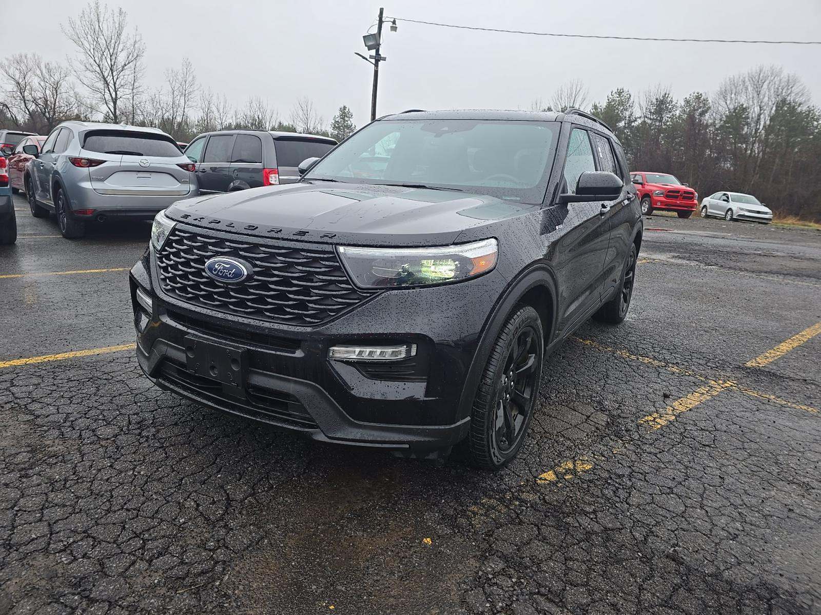 2023 Ford Explorer ST-Line AWD
