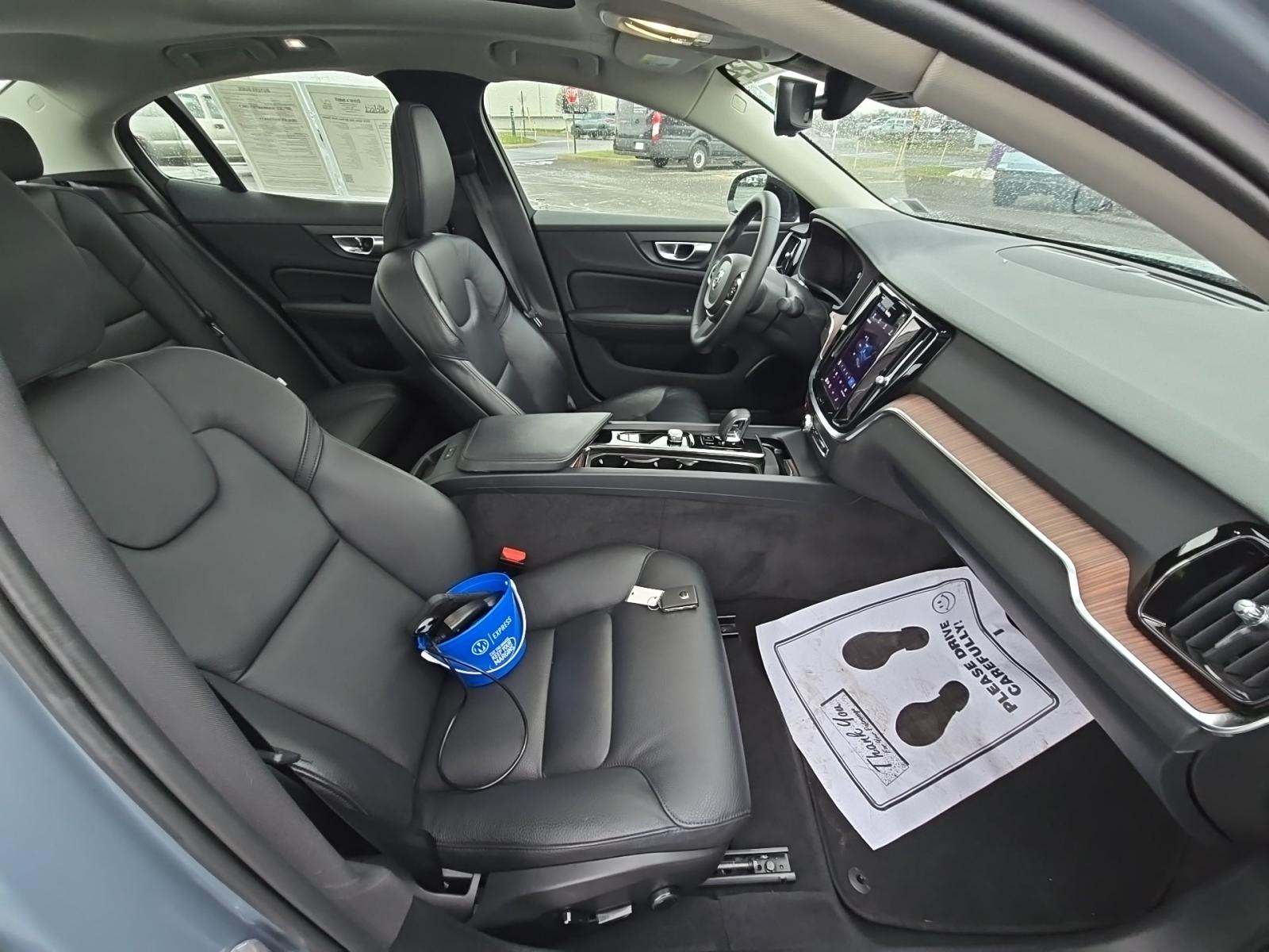 2024 Volvo S60 B5 Plus AWD