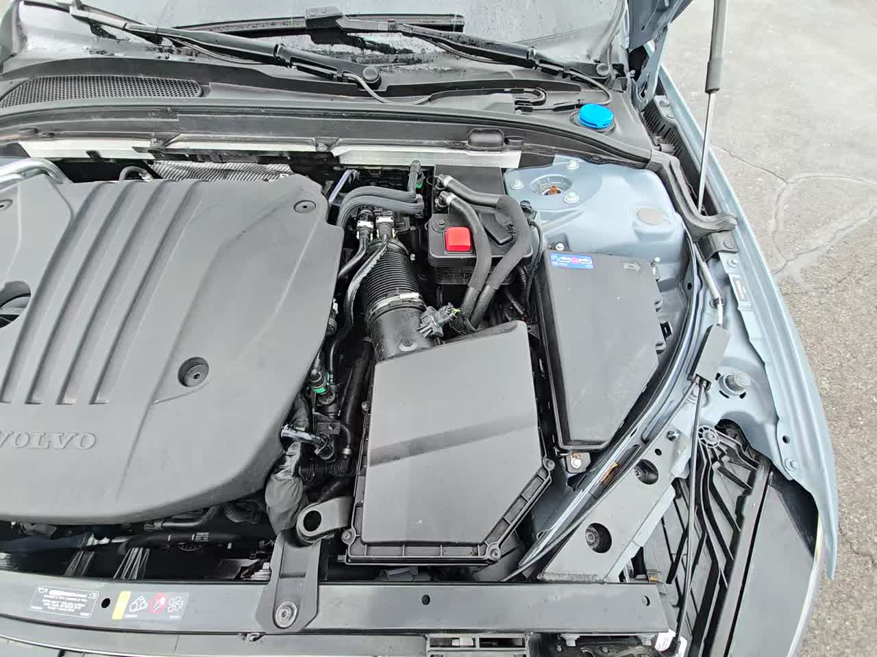 2024 Volvo S60 B5 Plus AWD