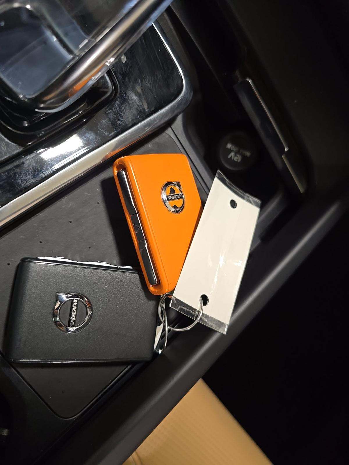 2022 Volvo XC60 B5 Inscription AWD