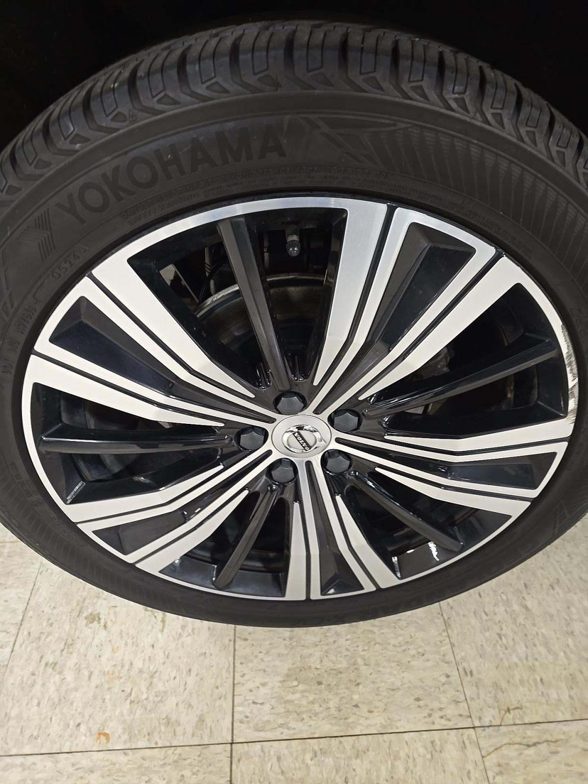 2022 Volvo XC60 B5 Inscription AWD