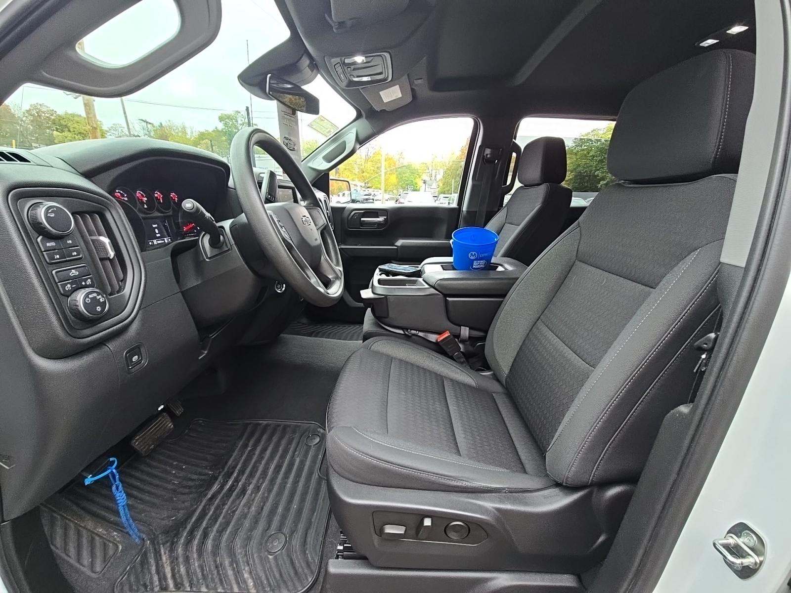 2023 Chevrolet Silverado 1500 Custom Trail Boss AWD