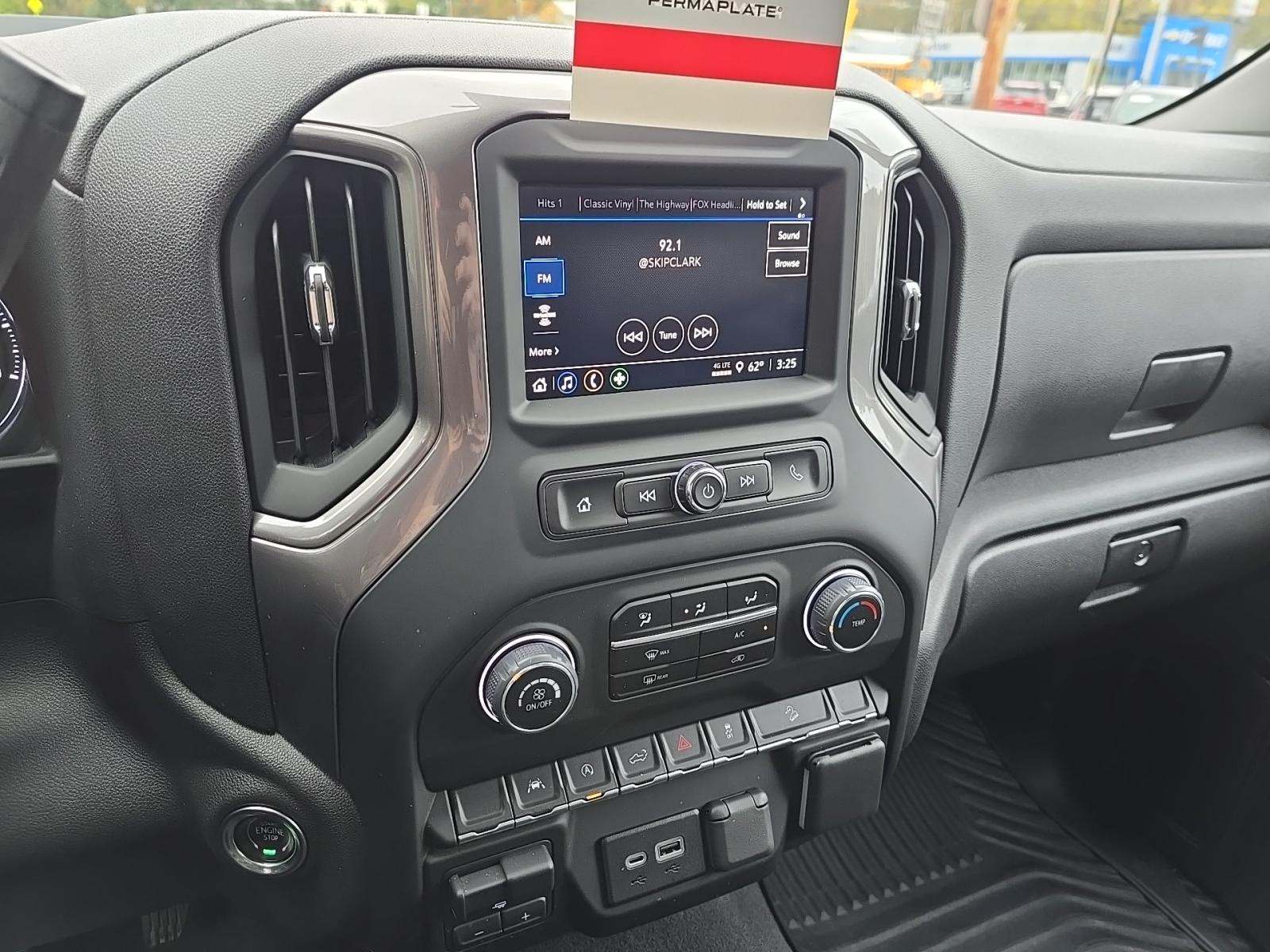 2023 Chevrolet Silverado 1500 Custom Trail Boss AWD