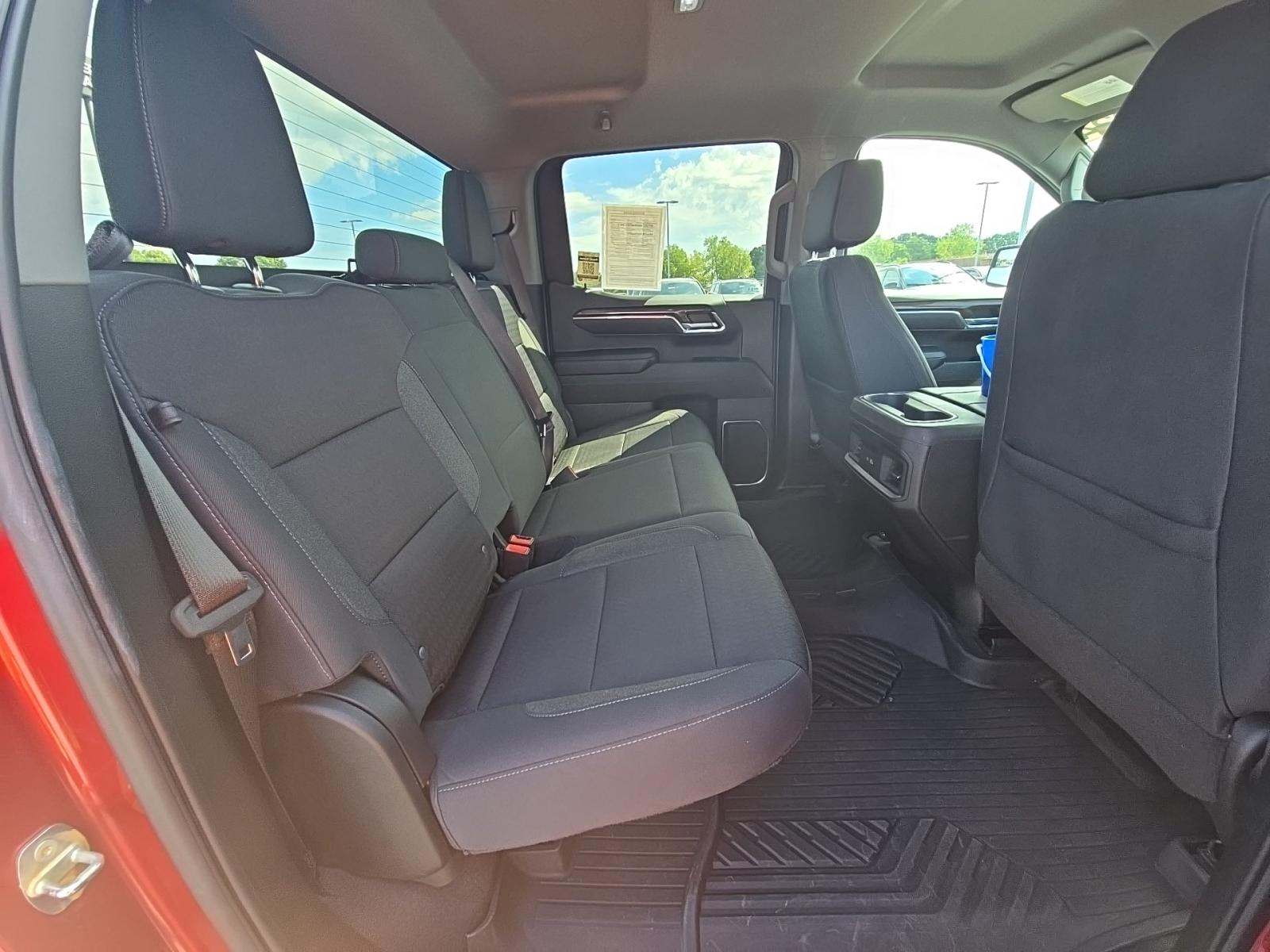 2024 Chevrolet Silverado 1500 RST AWD