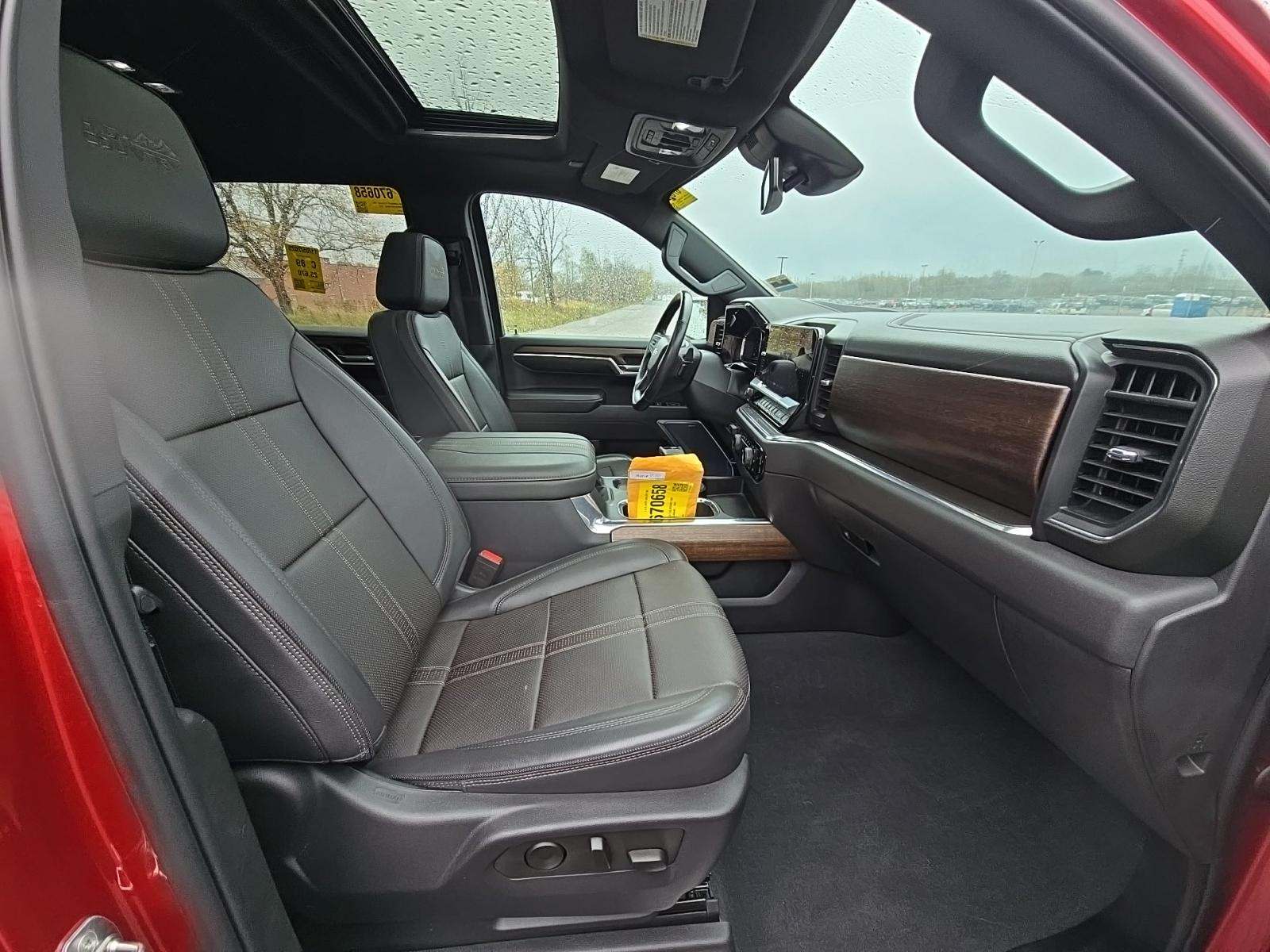 2023 Chevrolet Silverado 1500 High Country AWD