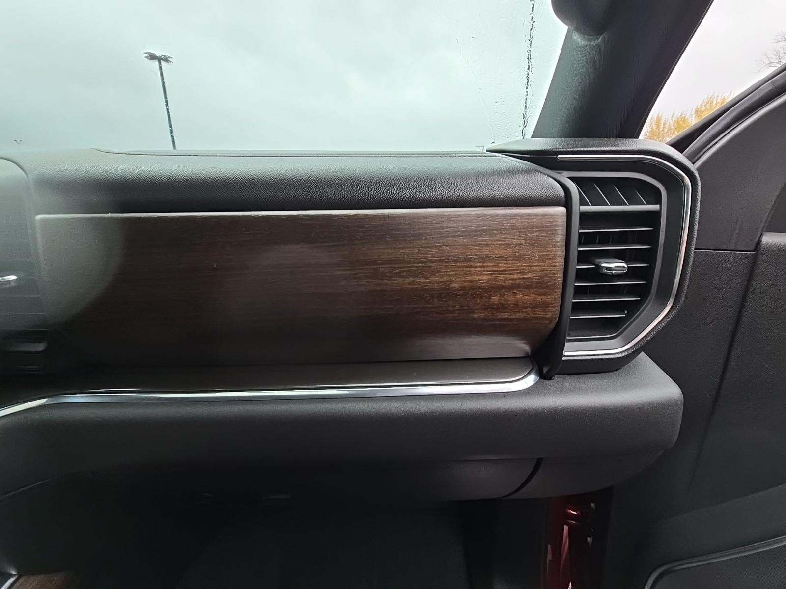 2023 Chevrolet Silverado 1500 High Country AWD