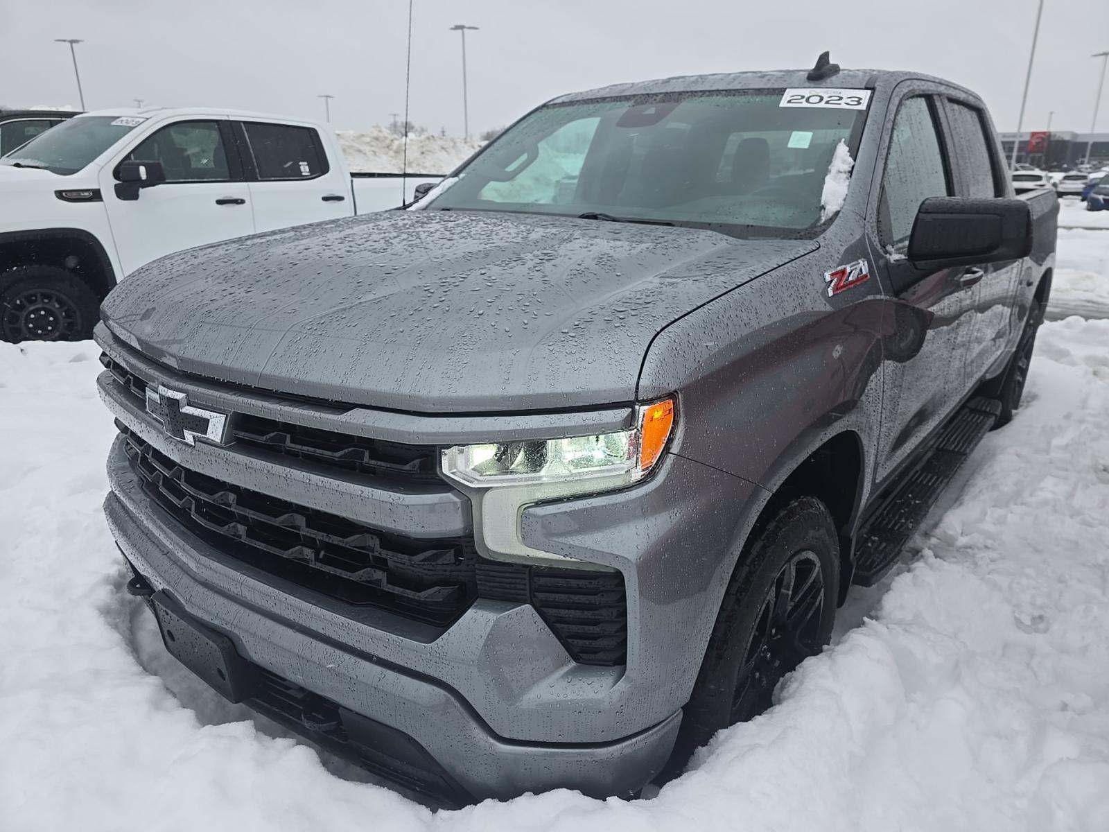 2023 Chevrolet Silverado 1500 RST AWD