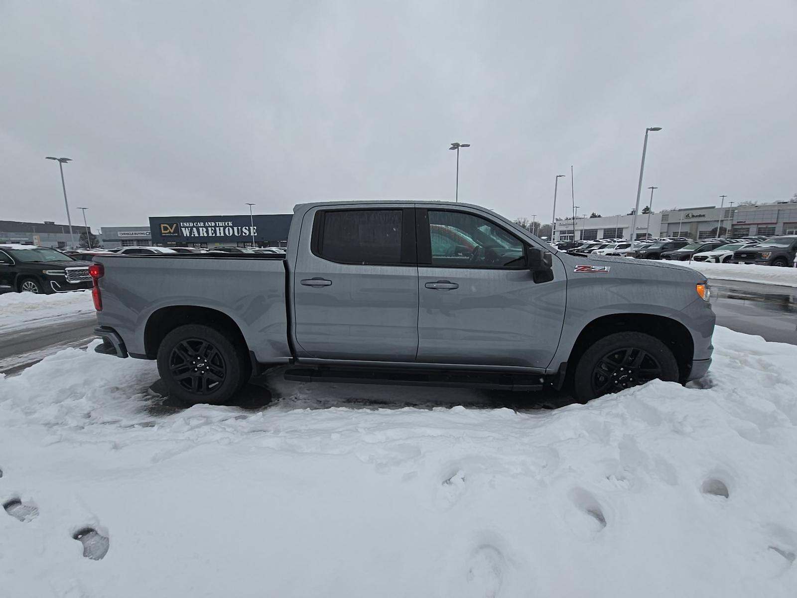 2023 Chevrolet Silverado 1500 RST AWD
