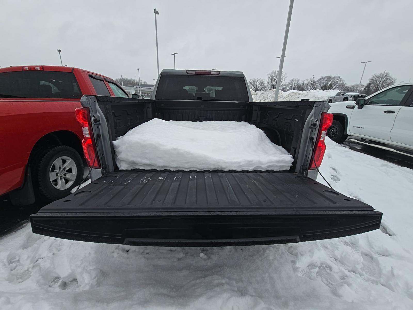 2023 Chevrolet Silverado 1500 RST AWD
